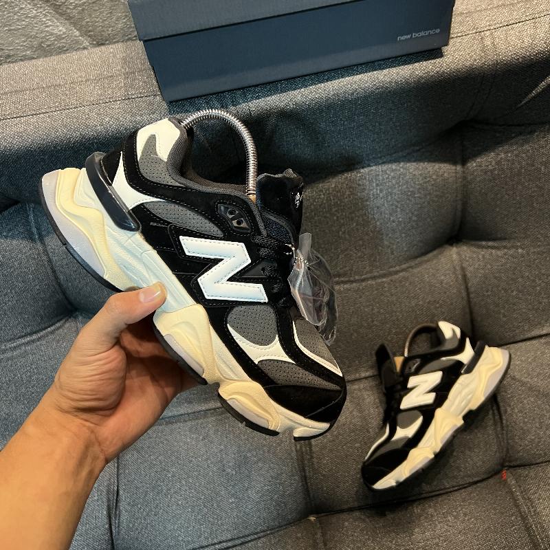 New Balance 9060 Negro Blanco