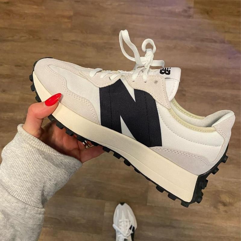 New Balance 327 Blanco Negro