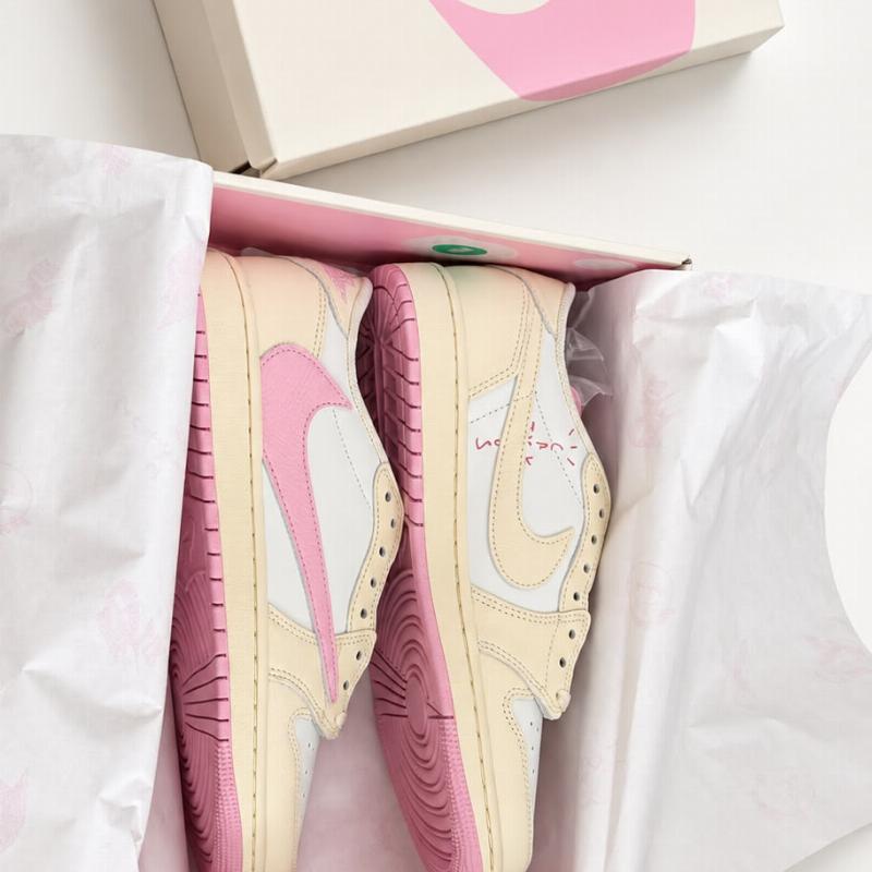 Air Jordan 1 Low x Travis Scott Muslin and Shy Pink