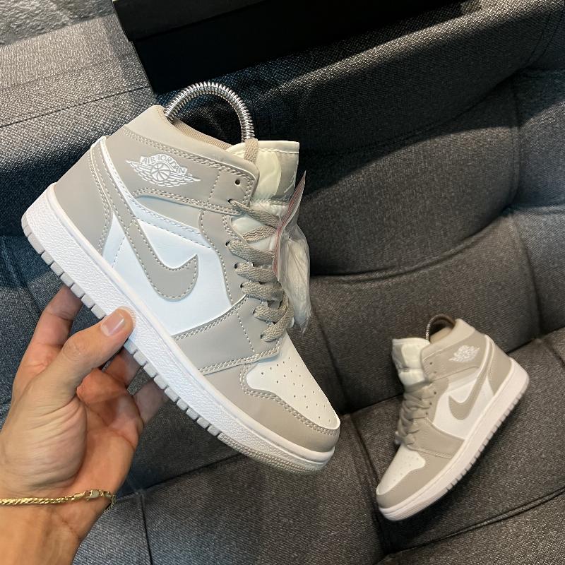 Jordan Retro 1 Gris 