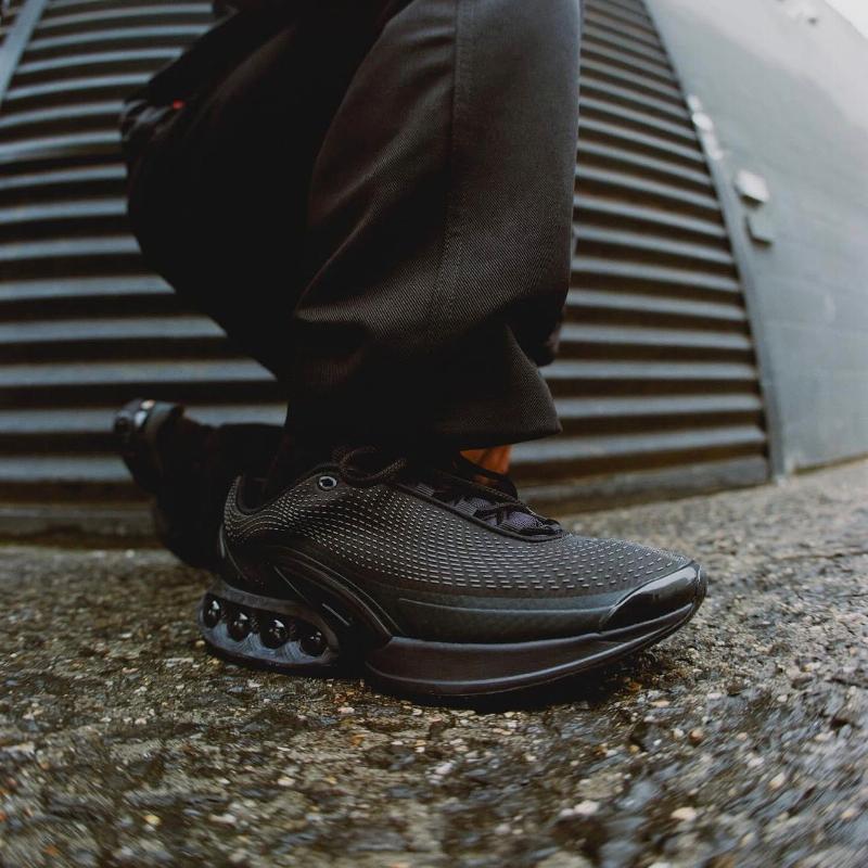 Air Max Dn Black Dark Smoke Grey