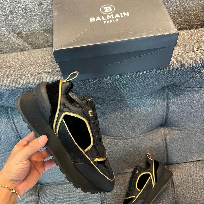 BALMAIN Negro Dorado