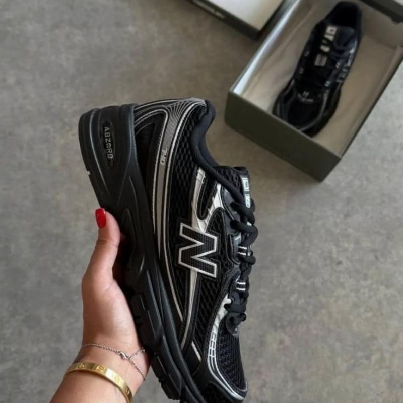 New Balance 740 Black Silver Metallic (GS)