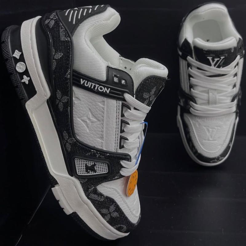 Louis Vuitton LV Trainer Blanco Negro 