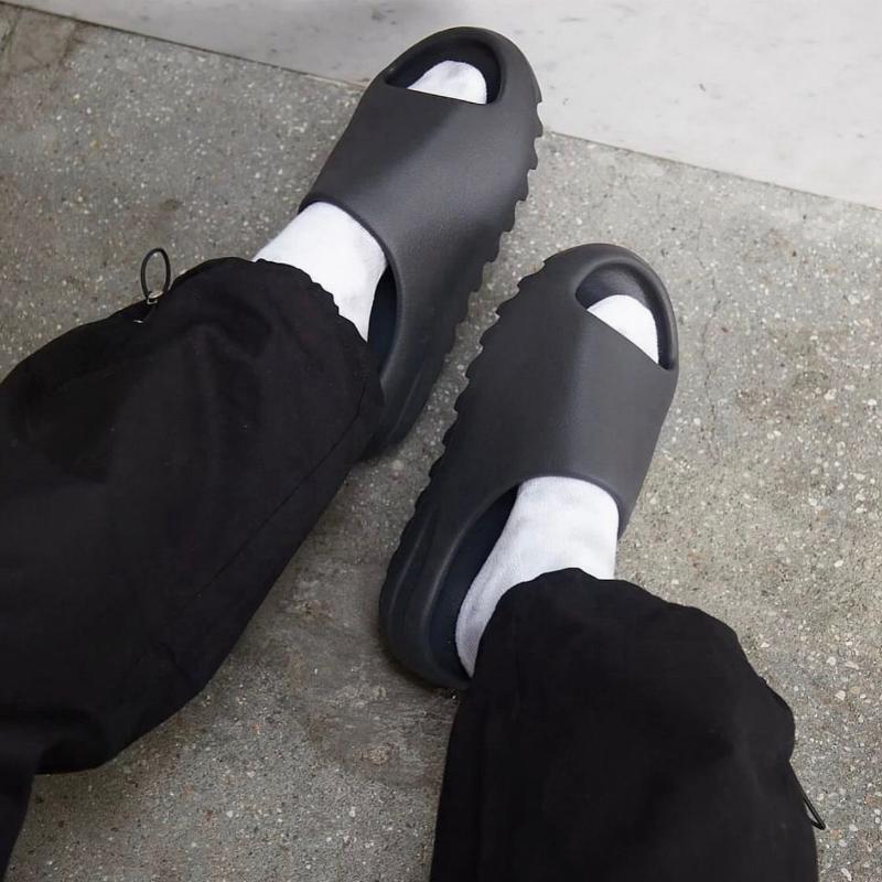 adidas Yeezy Slide Onyx