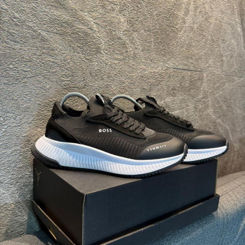 HUGO BOSS NEGRO x BLANCO