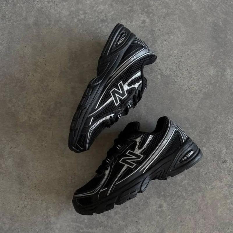 New Balance 740 Black Silver Metallic (GS)