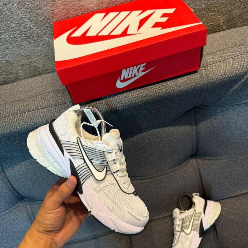 NIKE V2K BLANCO NEGRO 