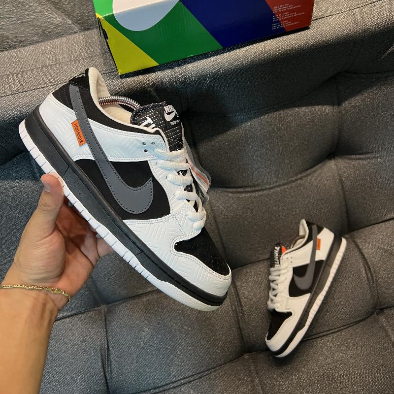 Nike SB Dunk Low TIGHTBOOTH